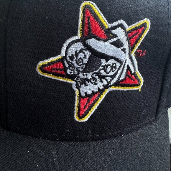 DNA Skull Star Flexfit 210 Fitted Hat 7 1/4 - 7 5/8 Black Embroidered Logo - Picture 8 of 8